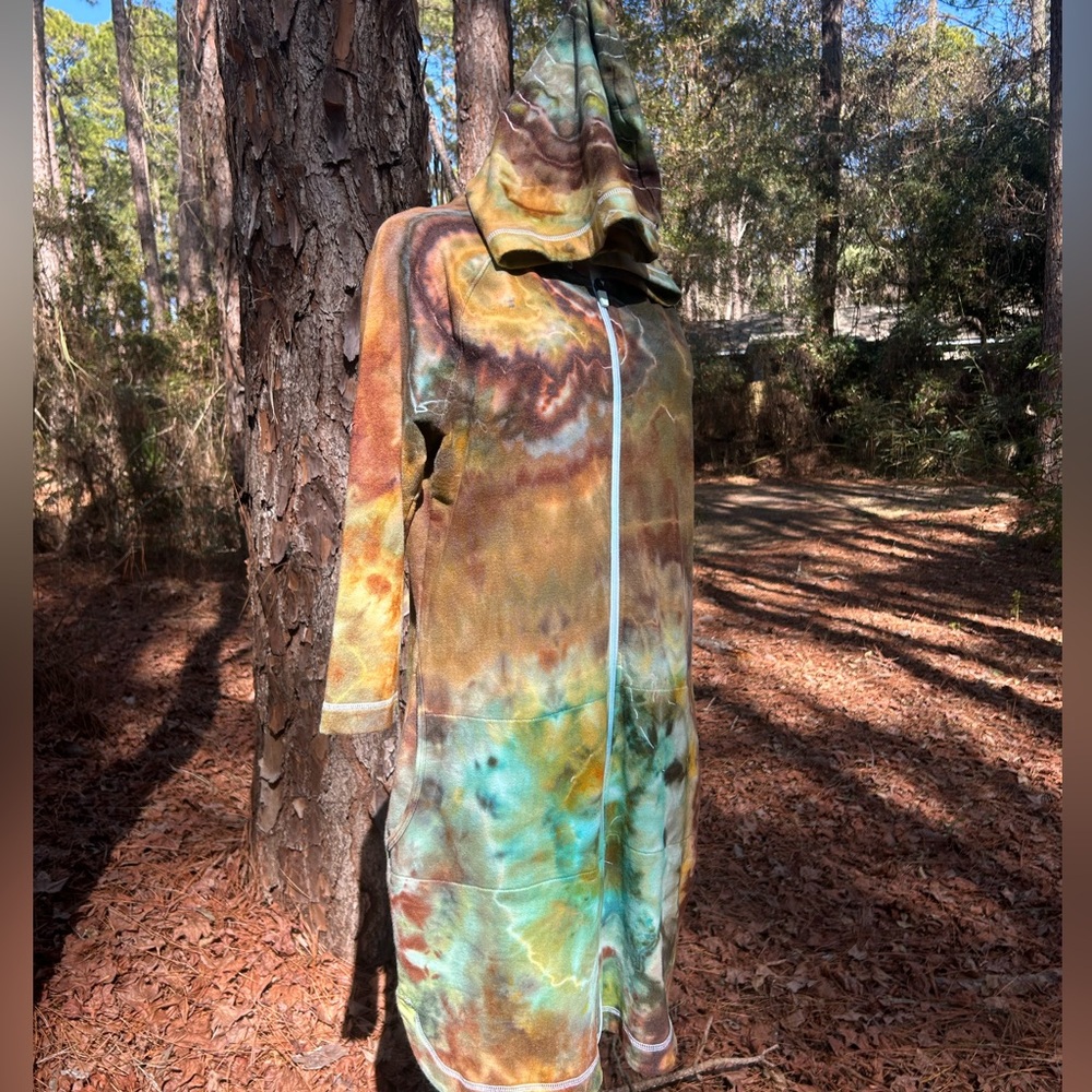 Ice Dyed Hooded Women's Jacket with front zip and deep pockets.